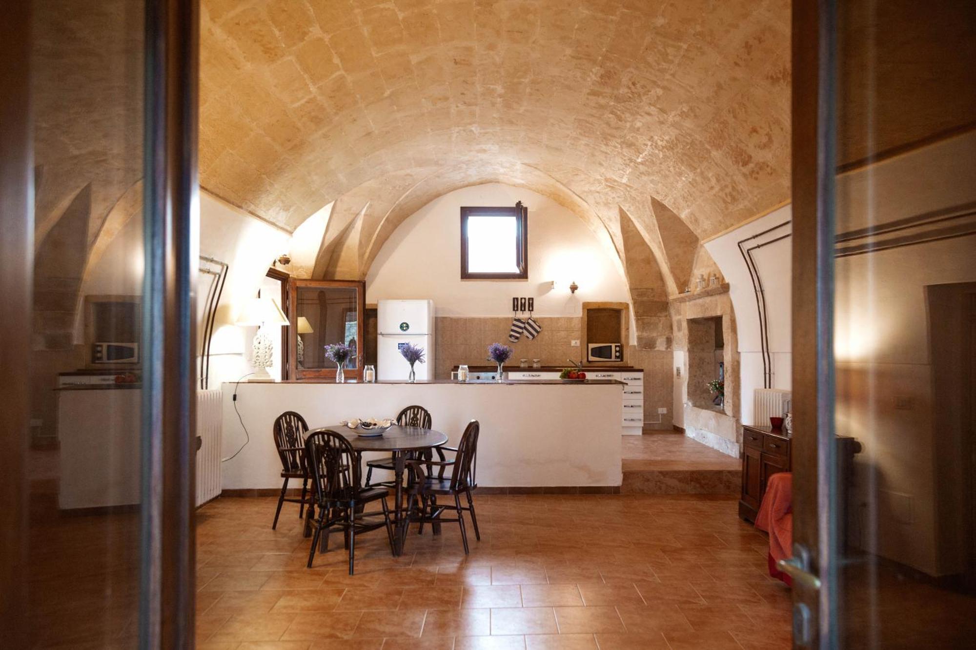 Masseria Specchiulla Otranto Bilik gambar